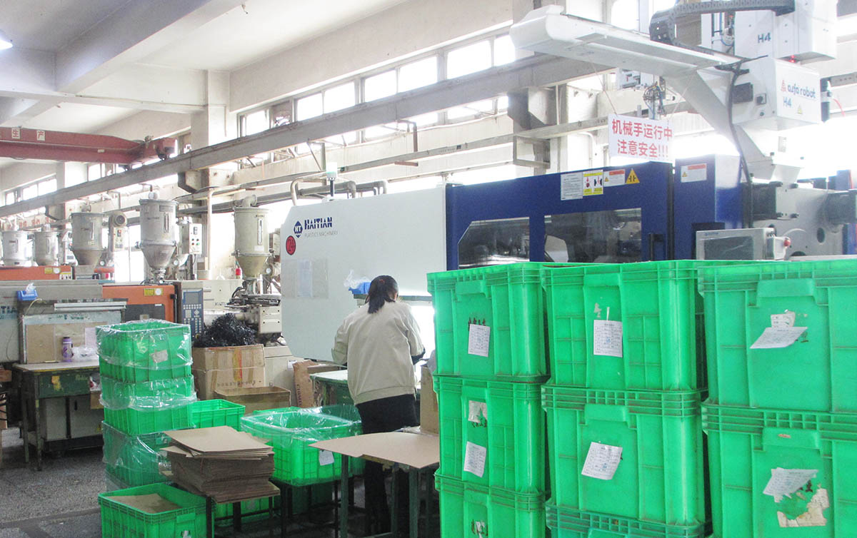 Plastic Mold Tooling Service for Production