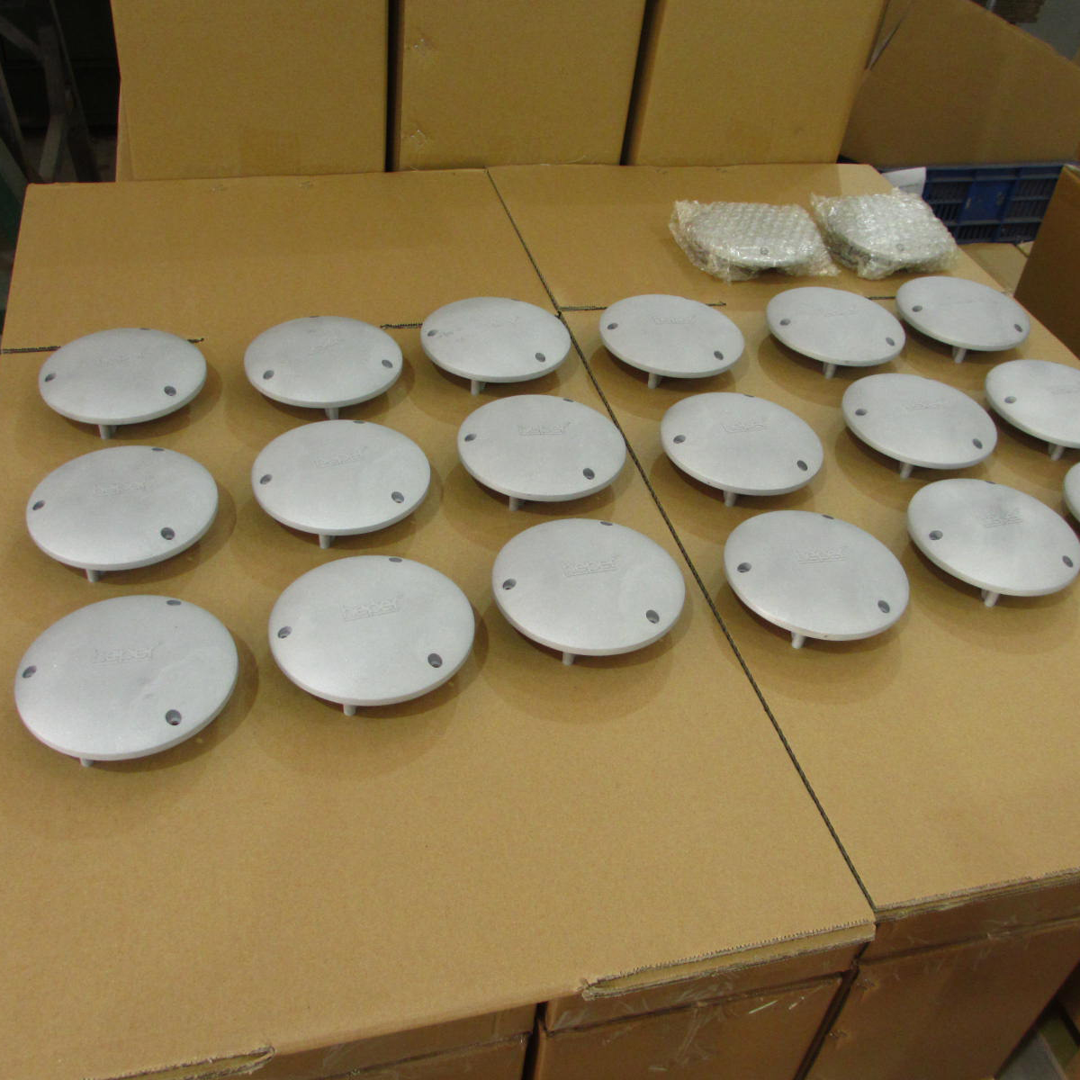 Lighting Aluminum Die Casting - Sandblasted Plates & Covers
